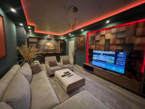 Luxurious Apartment with City View